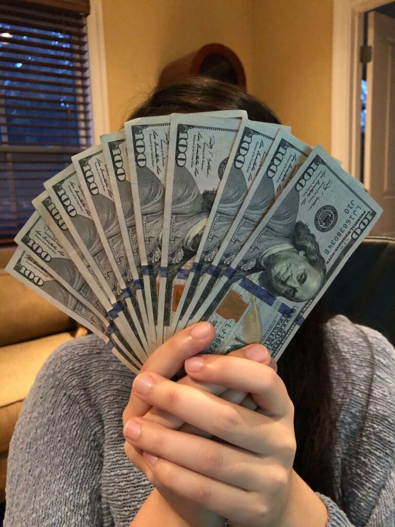 Como Ganhar Dinheiro Estando Desempregado: Guia Prático Para Recomeçar em 2026